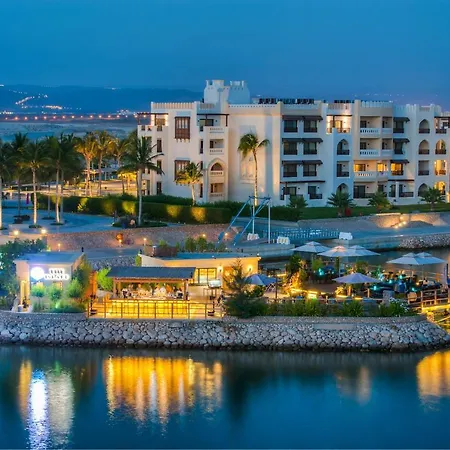 Hawana Salalah Villa Lake View Exterior photo